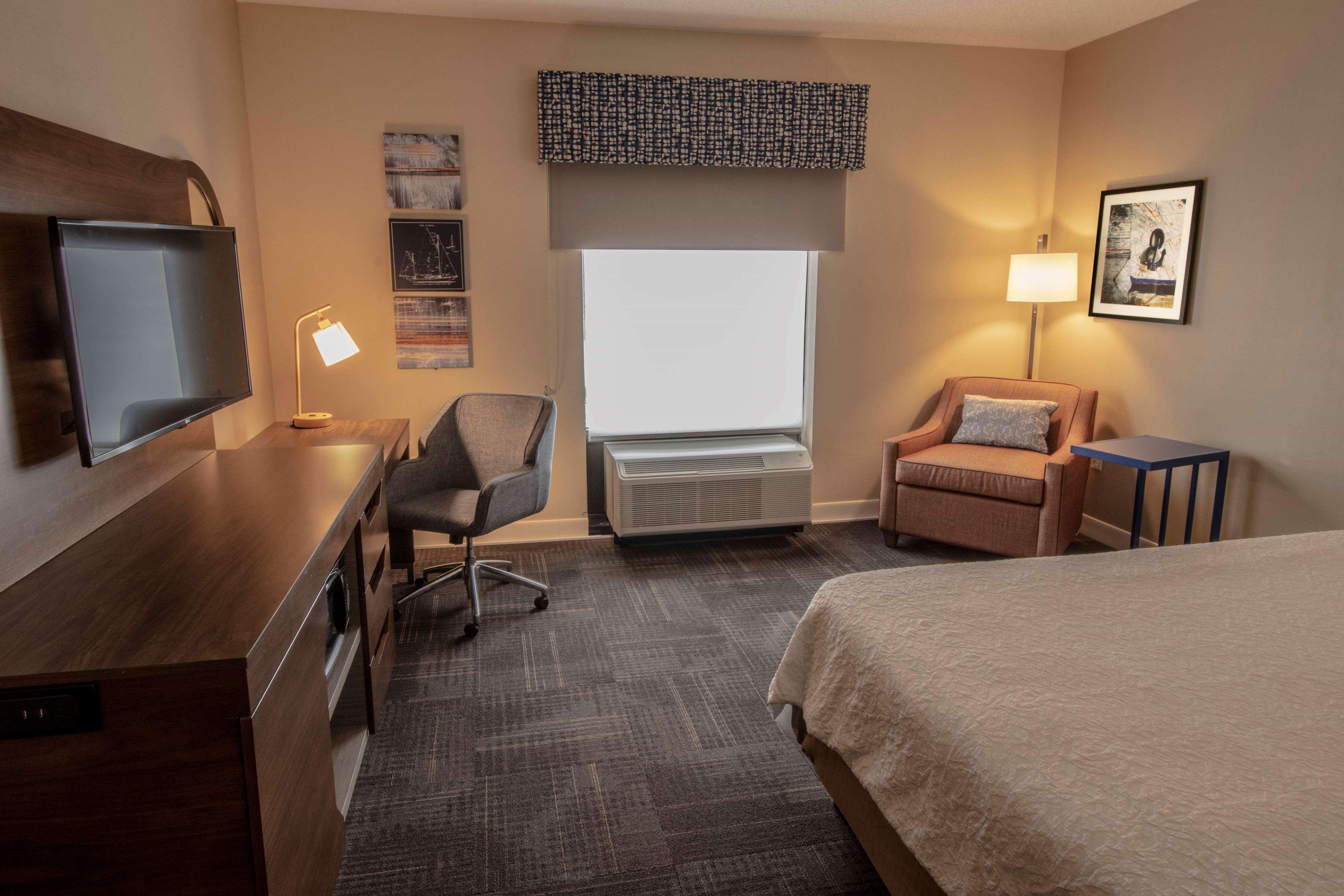 Hampton Inn & Suites Chesapeake-Battlefield Boulevard Exterior foto
